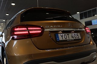 SUV Mercedes-Benz GLA 9 av 25