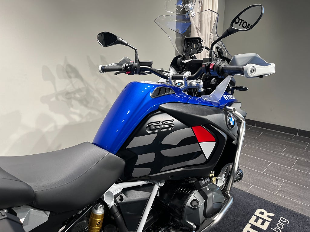 BMW R1250GSA / 3st väskor/Service avt. /Förlängd garanti/3,45% ränta