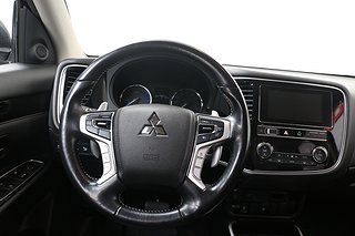 SUV Mitsubishi Outlander 12 av 15