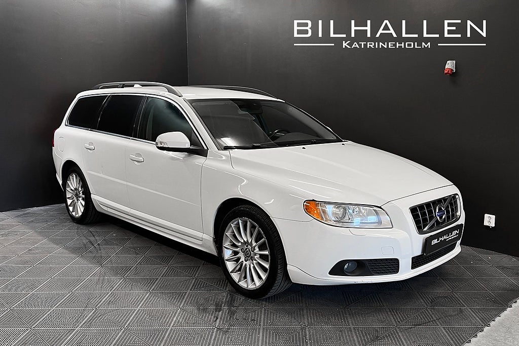 Volvo V70 D5 AWD Geartronic Momentum Drag P-Sensor Bak D-Värmare