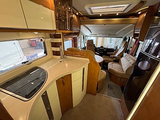 Husbil-integrerad Carthago CHIC E-LINE I 50 (3.0 180HK AUTOMAT) Långbädd, ALDE, 5-bältad! 16 av 22