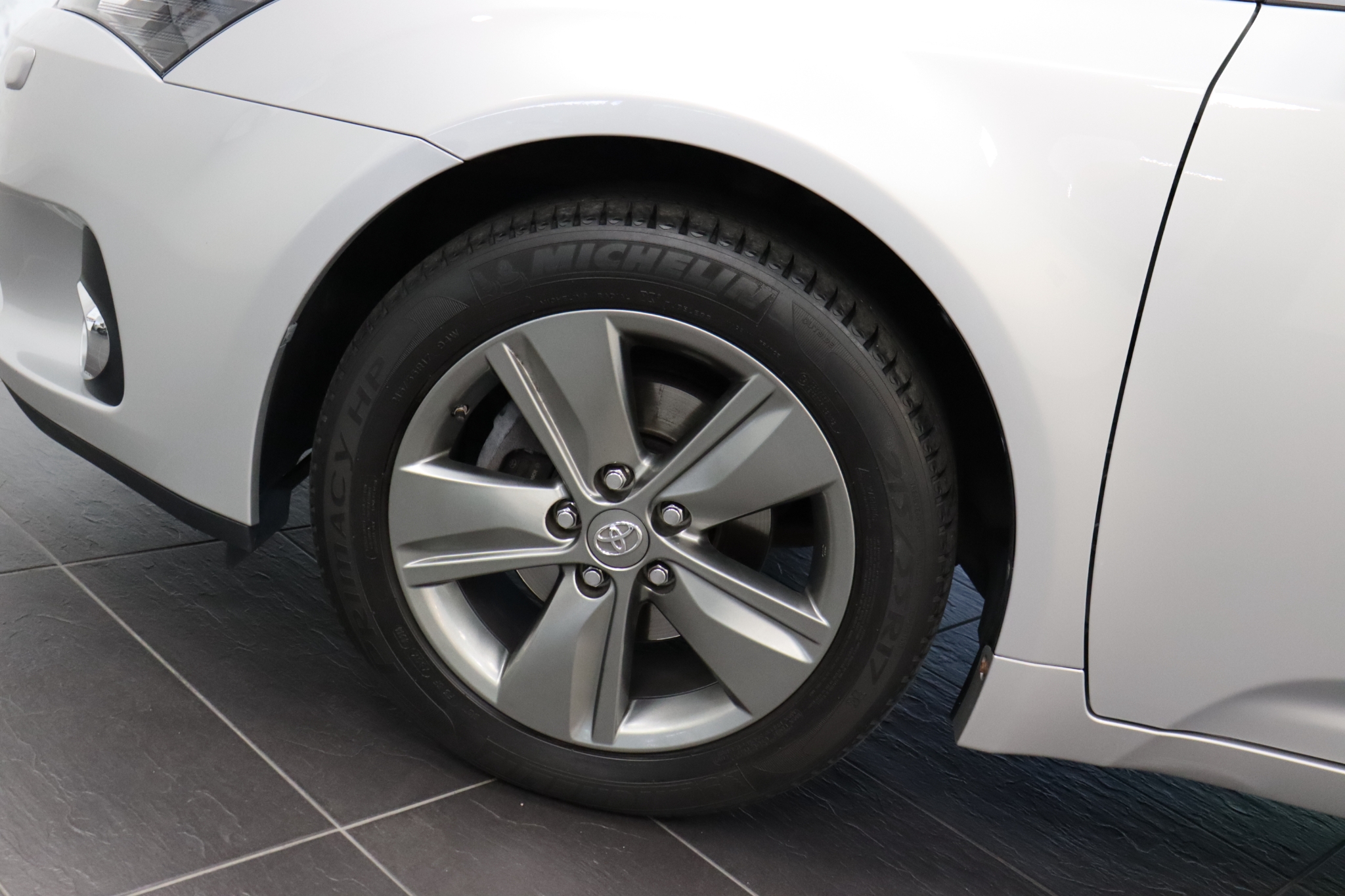 Toyota Avensis Kombi 2.0 2015, bild 6/52