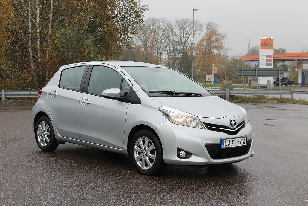 Toyota Yaris 1.33 Automat Active 