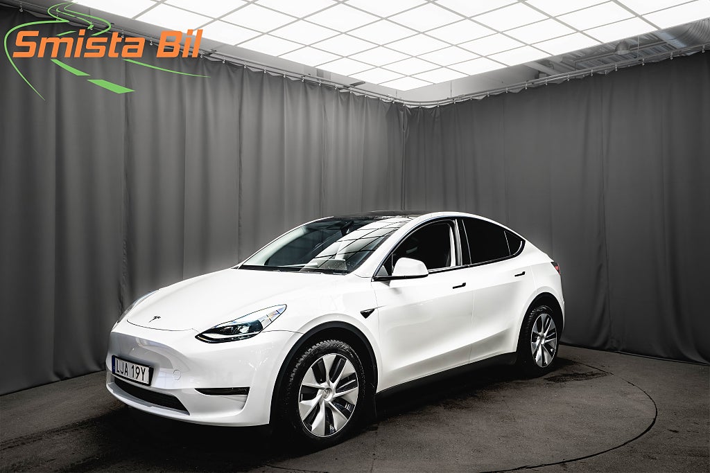 Tesla Model Y Long Range AWD LÅGMILAD PANO LÄDER BATTERITESTAD MOMS