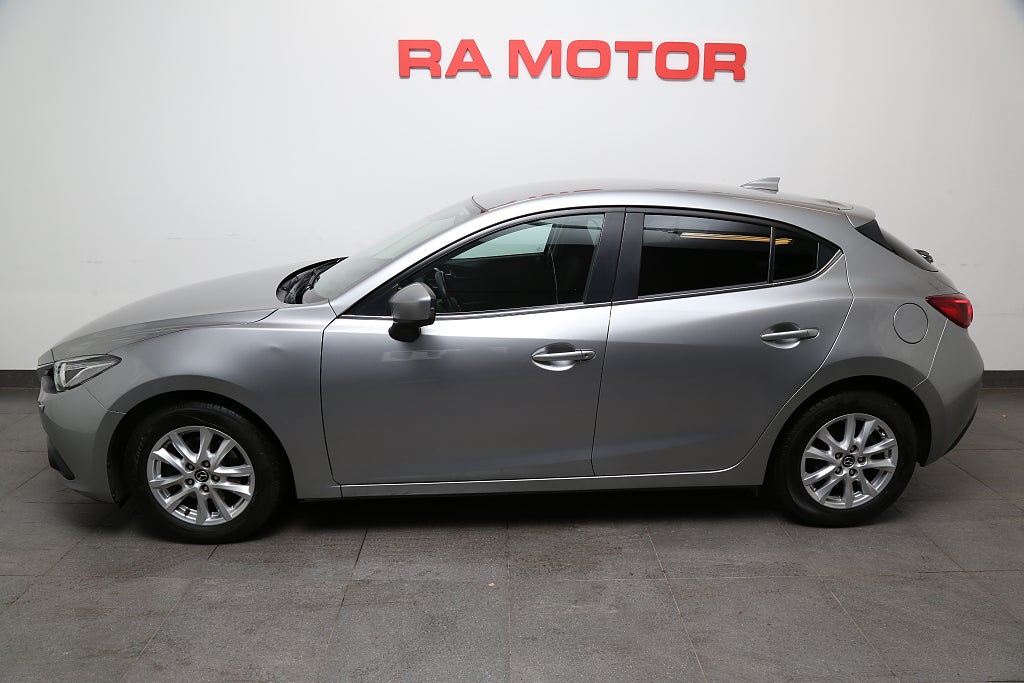 Mazda 3 Sport 2,0 SKYACTIV-G 120hk Vision Navi P-sensorer 2016