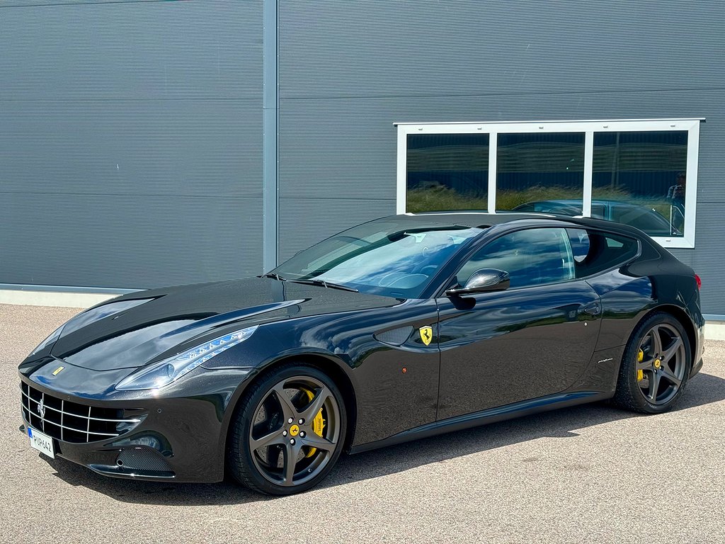 Ferrari FF 6.3 V12 DCT Panorama Svensksåld 