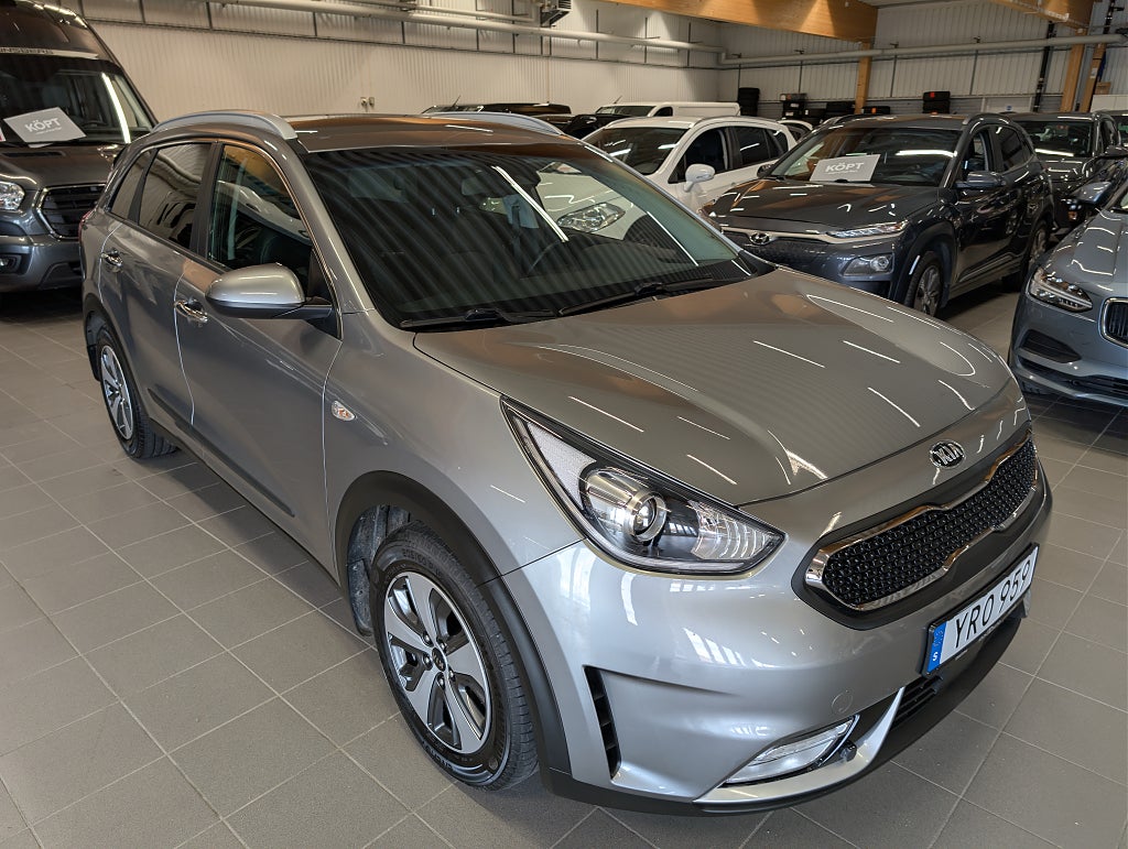 Kia Niro Hybrid DCT Advance Plus M-värm/V-hjul thumbnail