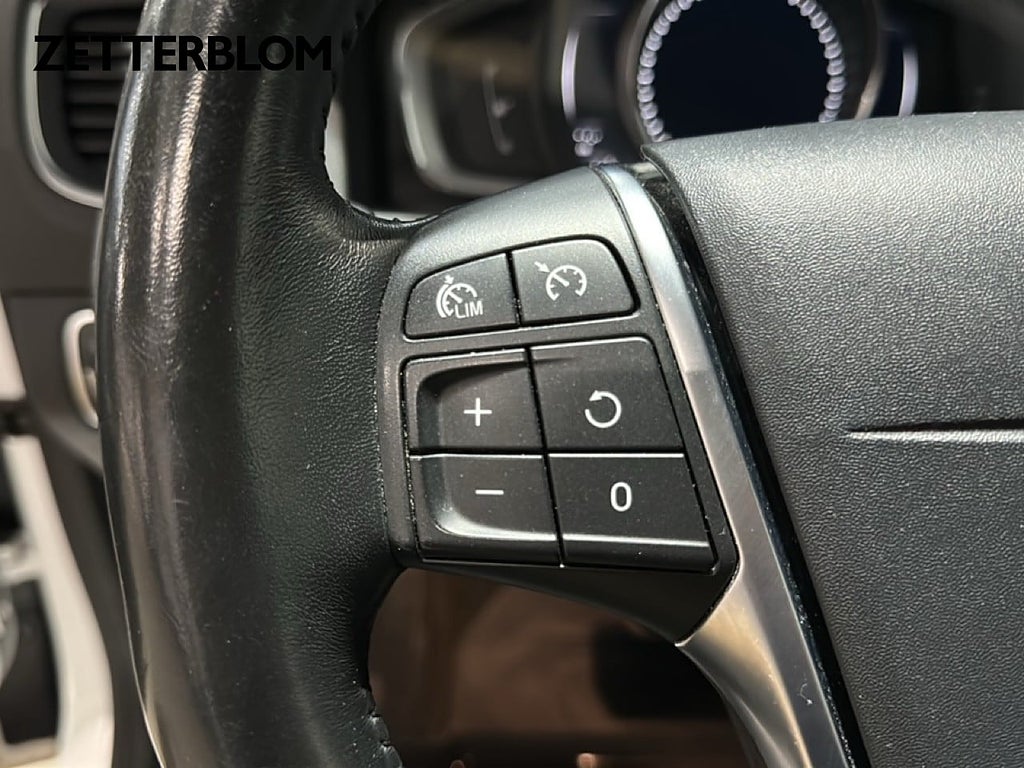 Kombi Volvo V60 16 av 20