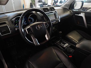 SUV Toyota Land Cruiser 10 av 24