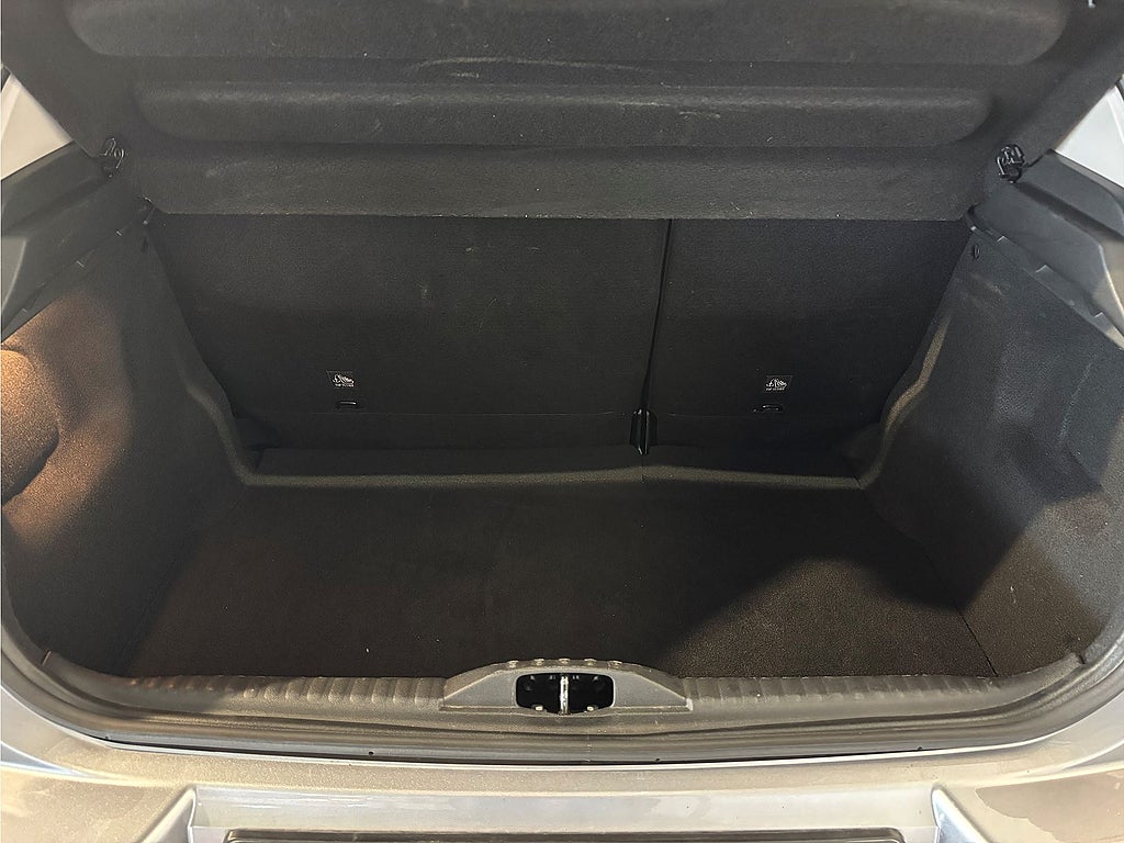 Bild på Citroën C3 Shine 1.2 PT 110hk Aut - CARPLAY, BACKSENSORER