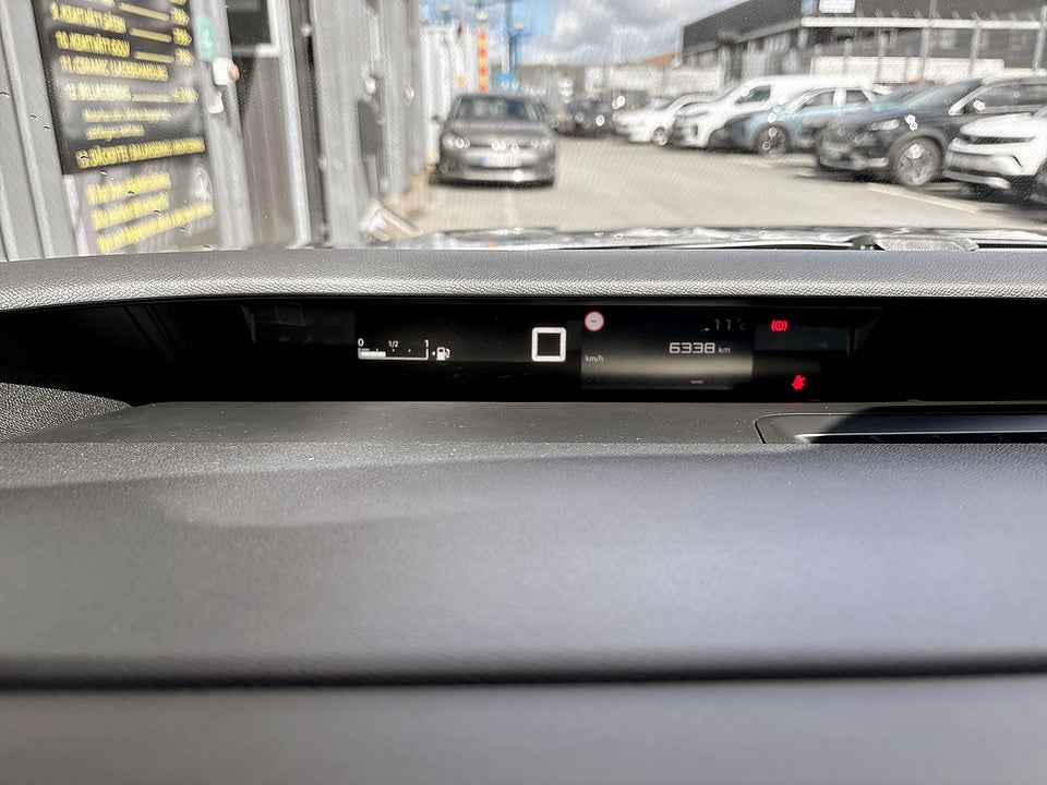 Bild på Citroën C3 Aircross Plus 1.2 PT 100hk B-KAMERA CARPLAY