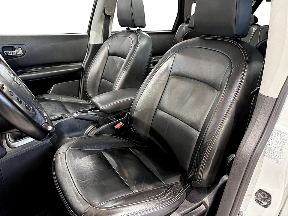 Bild på Nissan Qashqai +2 Tekna 1.6 117hk - PANO,KAMERA,NAV,LÄDERKLÄDSEL