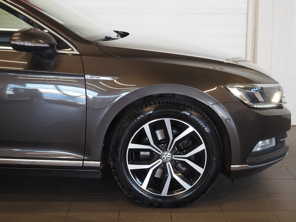 Volkswagen Passat SC TDI 190hk 4M GT |Drag|D-värm|Cockpit| 2015