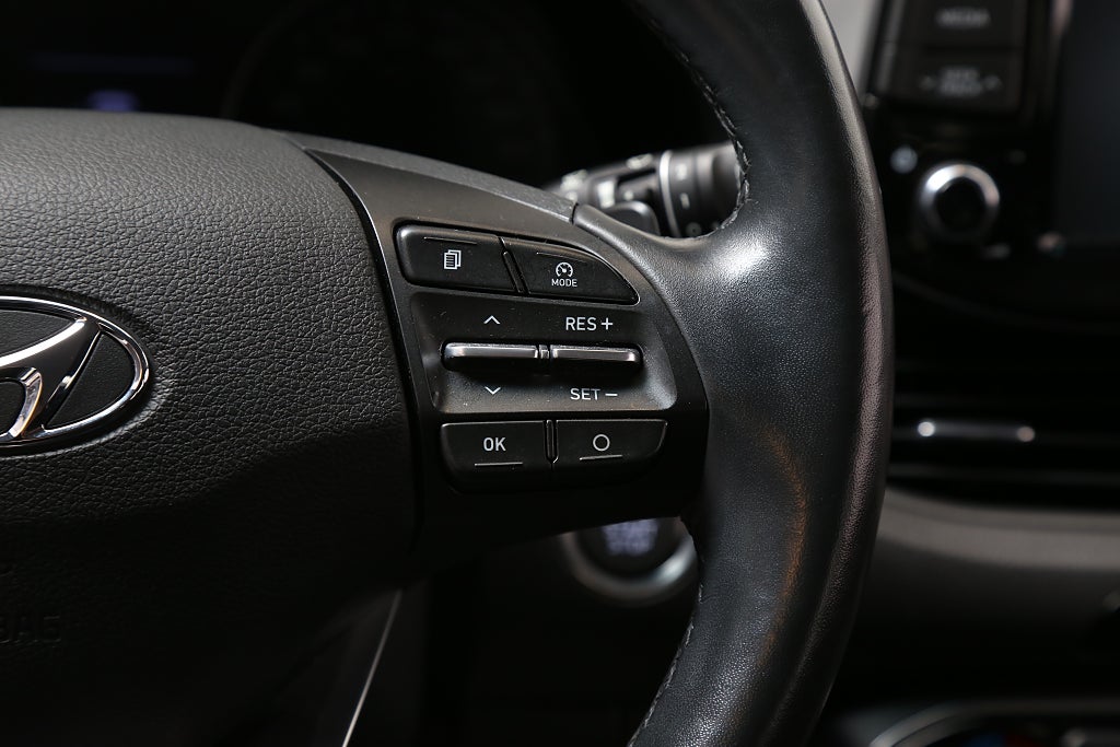 Hyundai i30 1,4 T-GDi 140hk Trend Kombi Aut Kamera Keyless Drag 2020