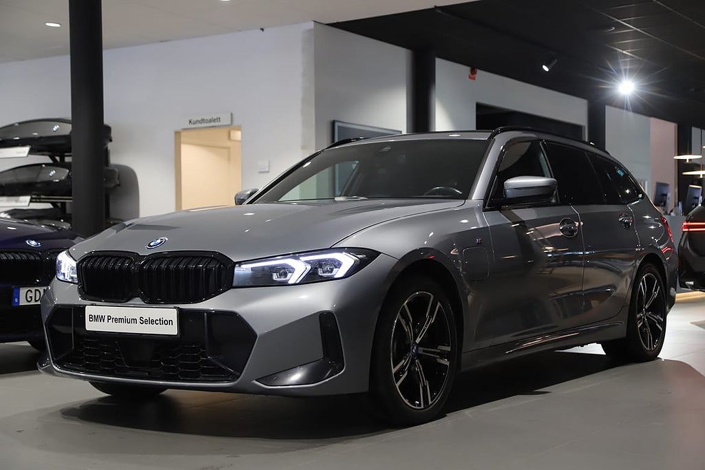 BMW 330e xDrive M Sport/ Dragkrok/ Aktiv Farthållare / Hi...