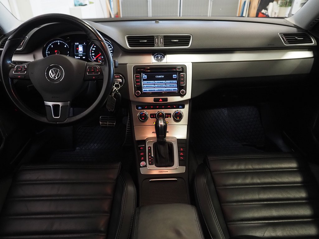 Volkswagen Passat Alltrack 2.0 TDI 4Motion Pano D-Värm Drag 2015