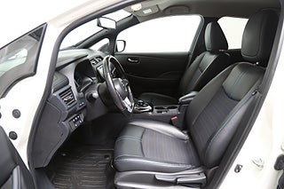Halvkombi Nissan Leaf 10 av 24
