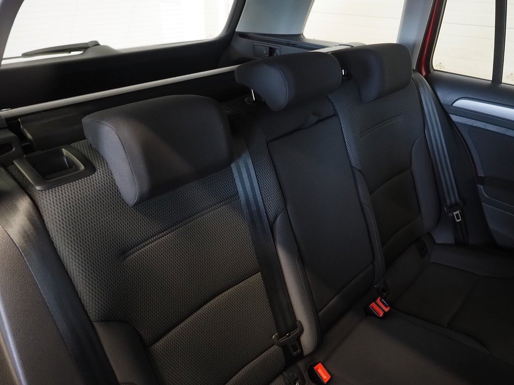 Volkswagen Golf SC 1.0 TSI 110hk | Backkamera | M&K | 2018