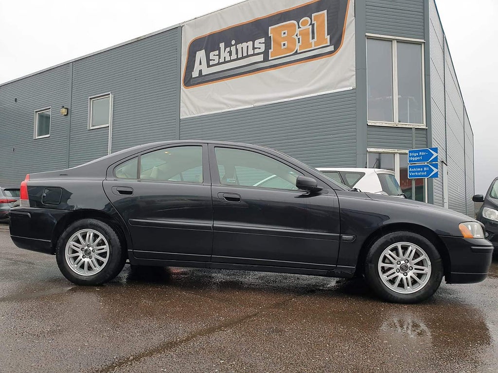 Volvo S60 2,4 140hk Ny kamrem, Automat