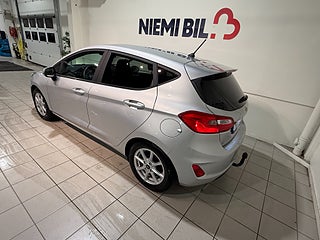 Ford Fiesta 5-dörrar Trend Drag Mvärm Kamera Rattvärme SoV