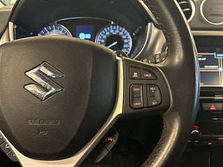 Suzuki Vitara HEV AllGrip AGS MOMS/SoV-Däck/MoK/Kamera – bild 17