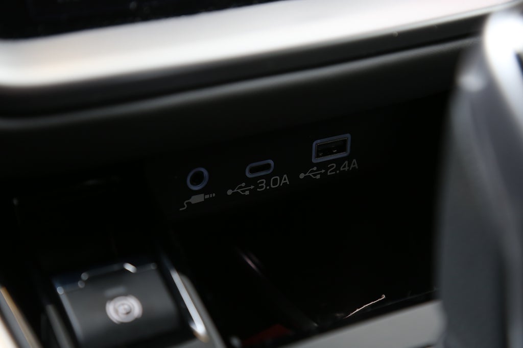 Subaru Outback 2,5i XFuel Field AWD Aut Bränslevärmare Drag 2024