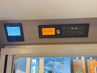 Husbil-halvintegrerad Hobby (SÅLD) 22 av 24