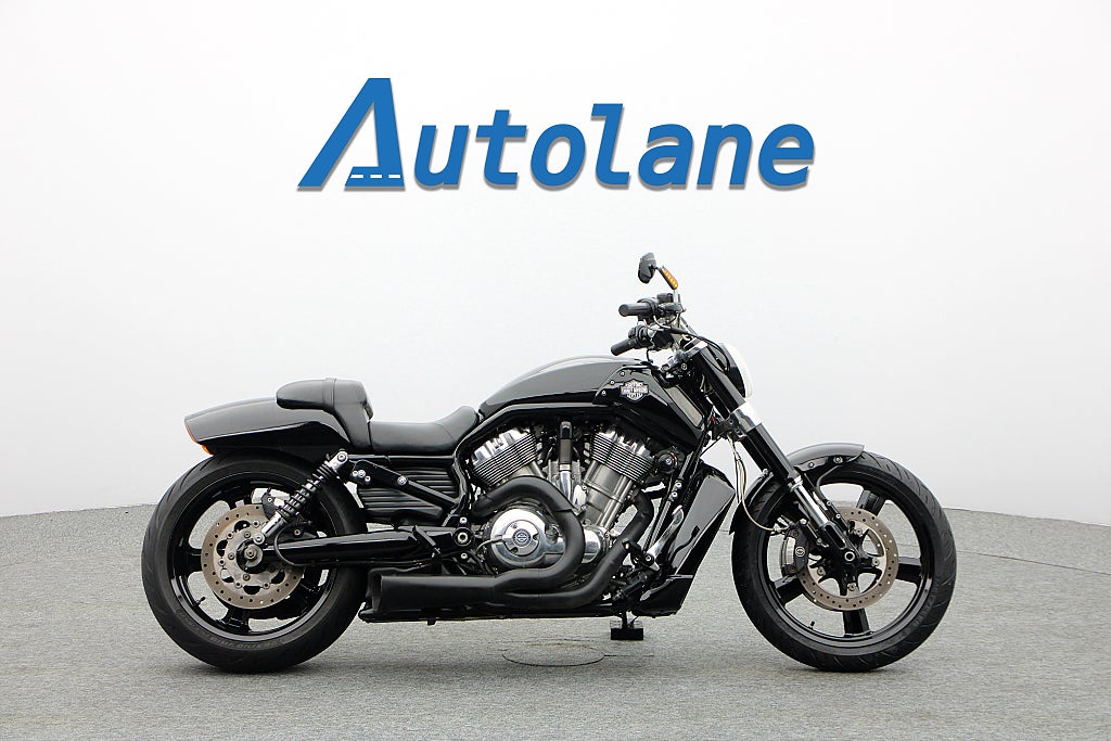 Harley-Davidson VRSCF V-Rod Muscle * Nytt framdäck Nyservad*