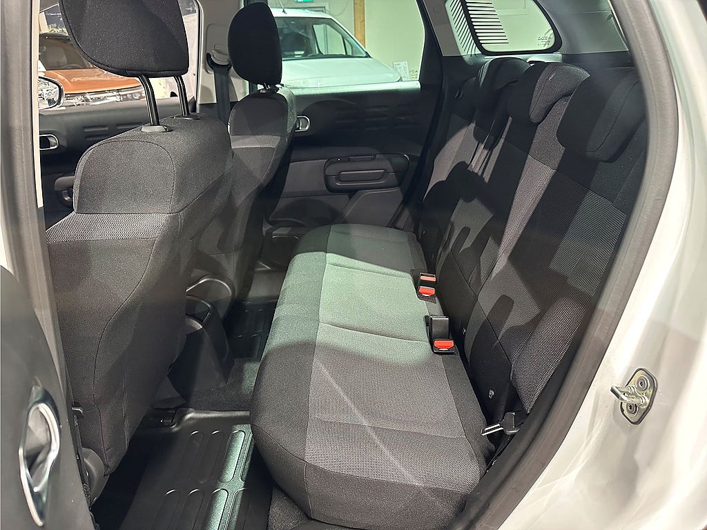 Bild på Citroën C3 AirCross Shine 1.2 PT 130hk Aut - CARPLAY, P-SENSOR