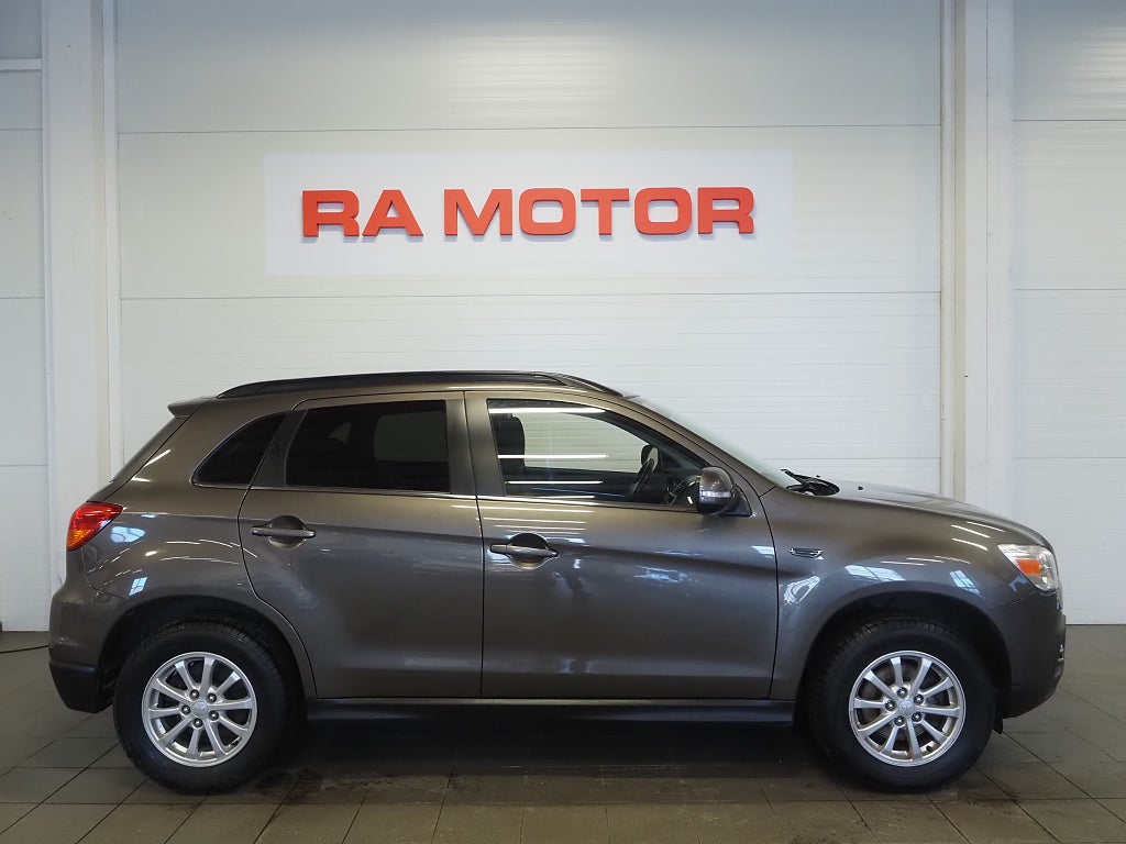 Mitsubishi ASX 1.6 MIVEC ClearTec AS&G 117hk Motorvärmare 1 Ägare 2012