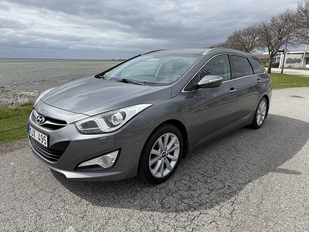 Hyundai i40 Kombi 1.7 CRDi Aut Business Kamera Drag Sensorer   