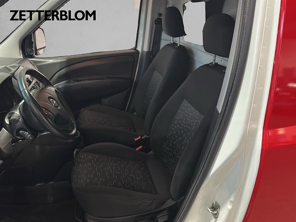 Transportbil - Skåp Opel Combo 7 av 16