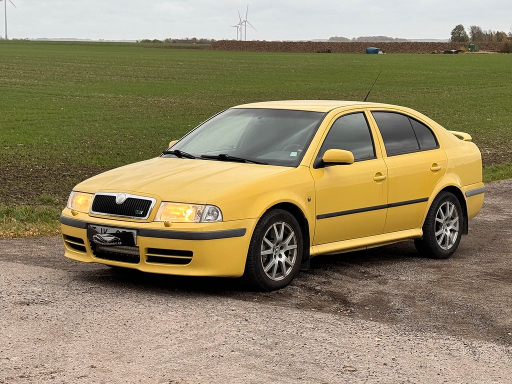 Skoda Octavia Tour 1.8 T RS | DRAG | NYBES 