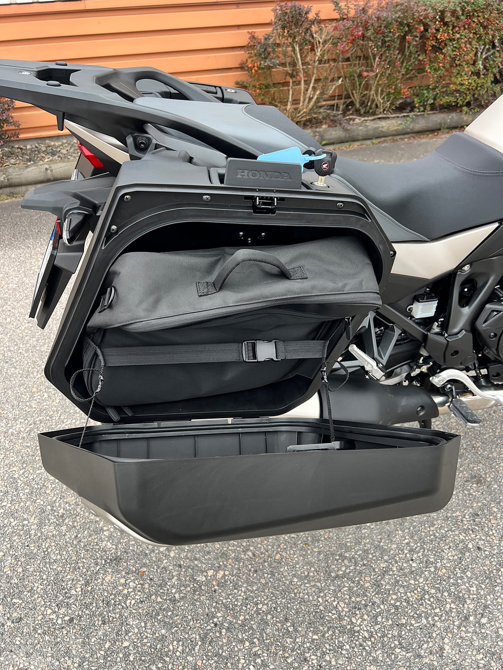 Honda NT1100 ES 2026 - miniatyr 13