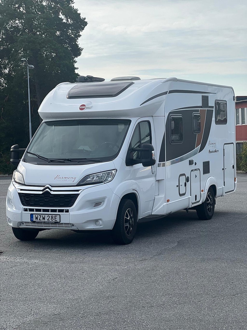 Bürstner Campervan Citroën 2,0Hdi *4.000Mil*långbädd+Nybes+fukttestad 163