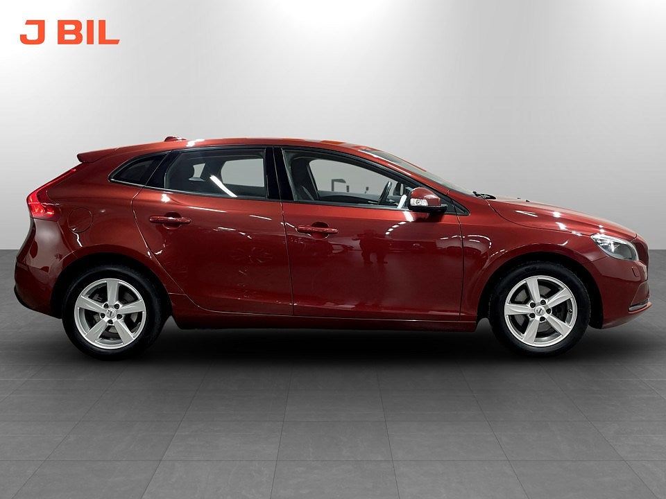 Bild på Volvo V40 Kinetic T2 122hk - DRAG, BACKSENSORER