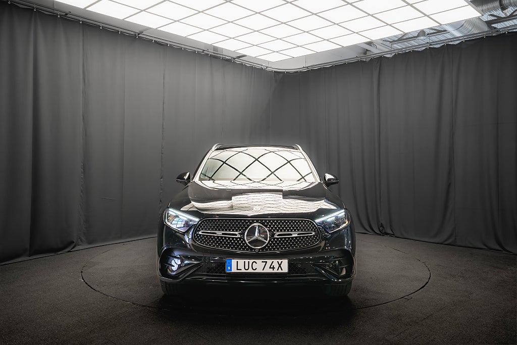 Mercedes-Benz GLC 300 d e 4M AMG NIGHT LUFT DRAG PANO 360 BUR MAX UTR