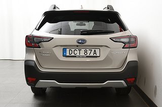 Kombi Subaru Outback 11 av 23