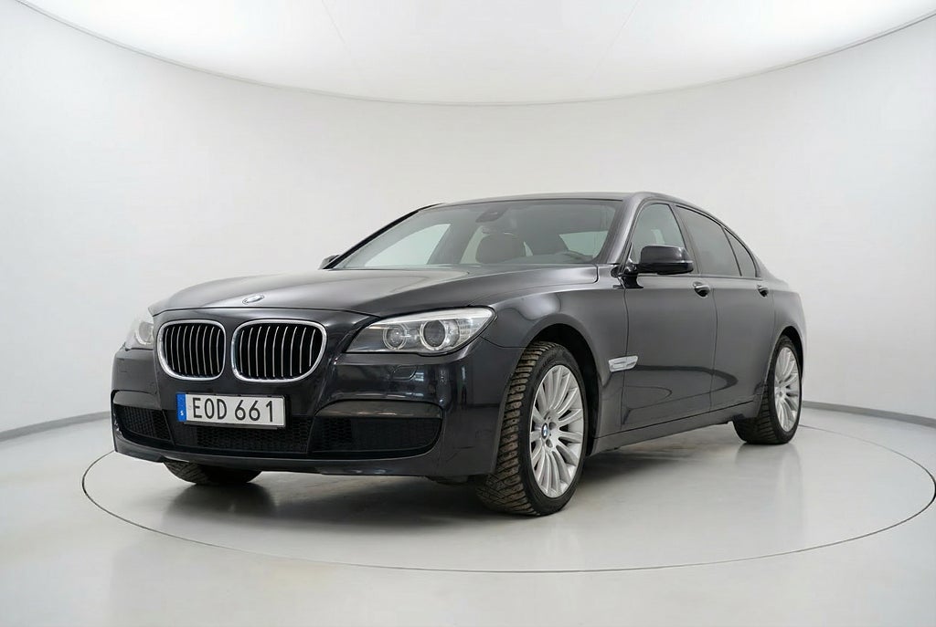 BMW 730 xDrive M Sport Innovation | Soft Close | HUD | Värmare