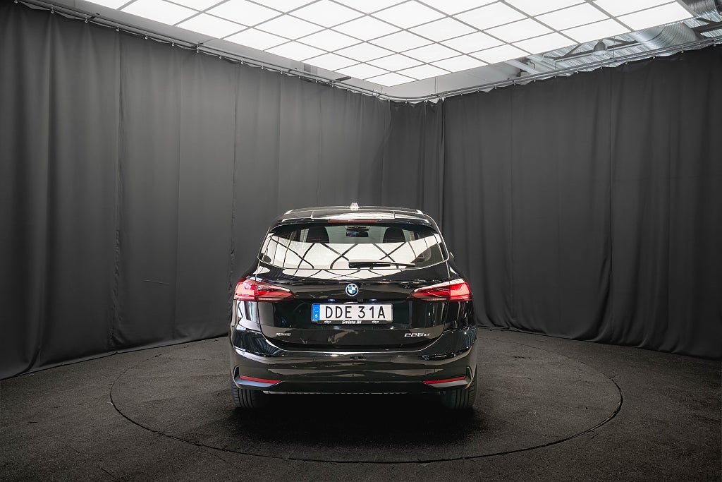 BMW 225e xDrive Active Tourer Kamera Rattvärme 1 ÄGARE MOMS