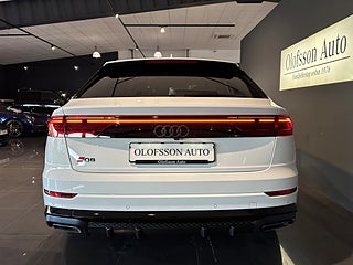 SUV Audi Q8 15 av 18