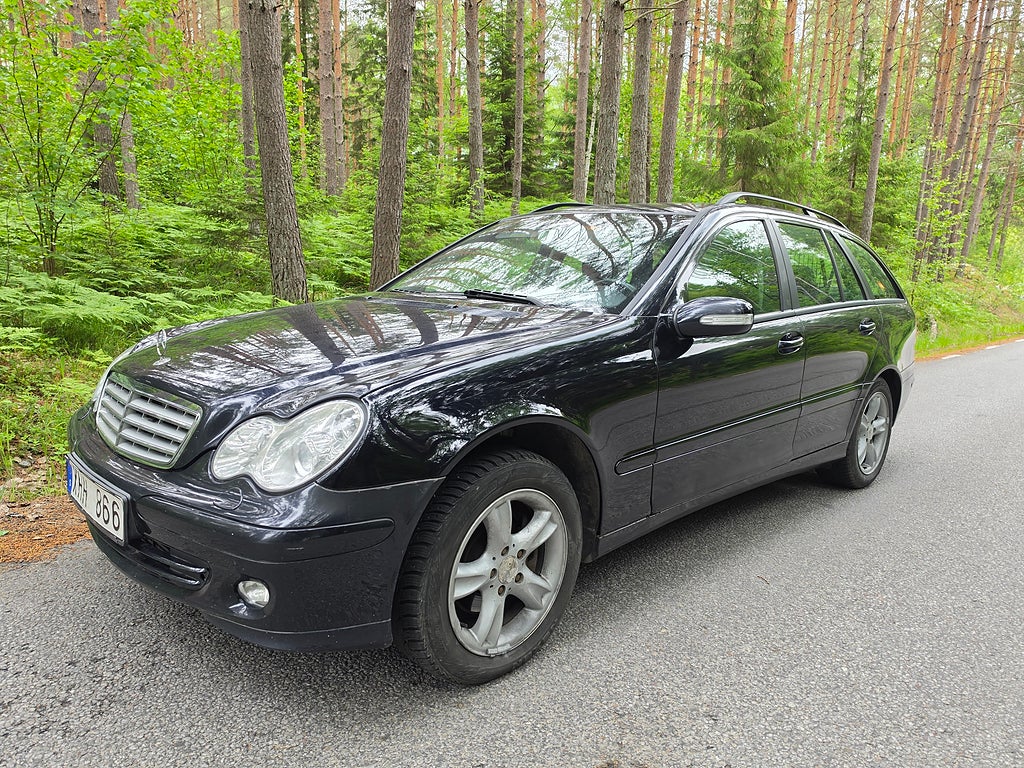 Mercedes-Benz C 180 T Kompressor AUTOMAT Classic, Sport Editi  on 