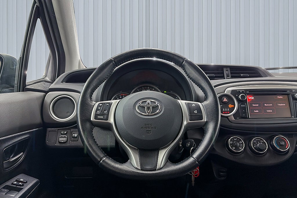 Toyota Yaris 2013