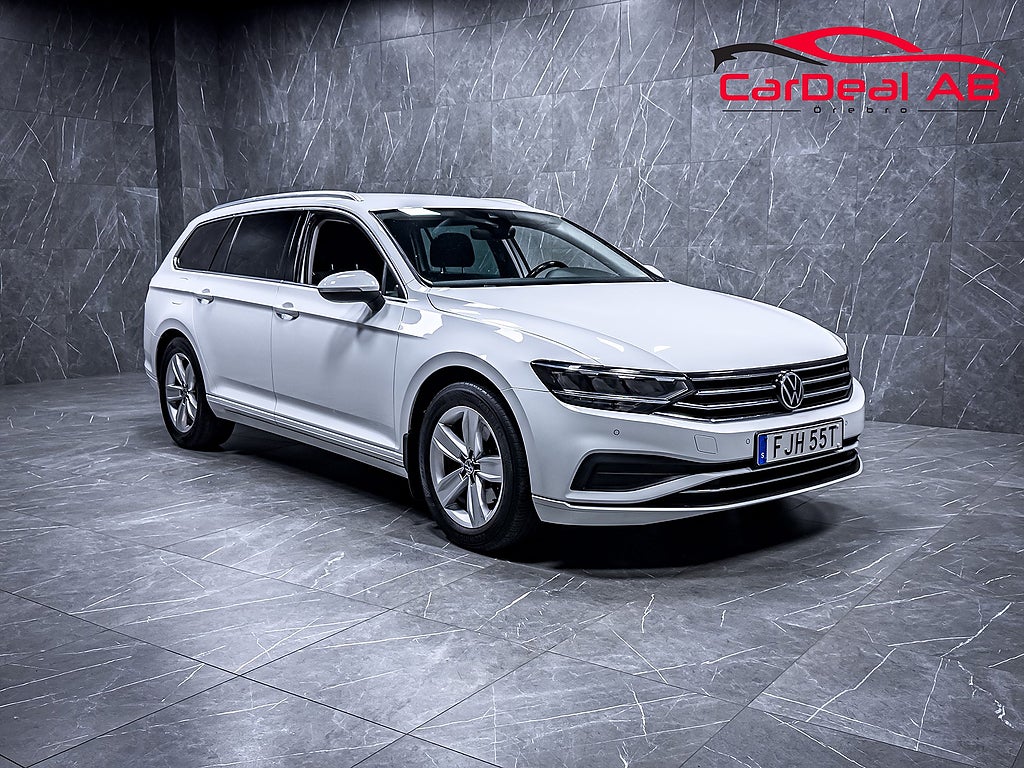 Volkswagen Passat Sportscombi 2.0 TDI 150hk Värmare Kamera CarPlay Drag