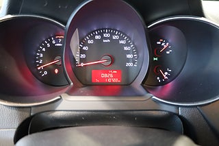 Halvkombi Kia Picanto 16 av 19