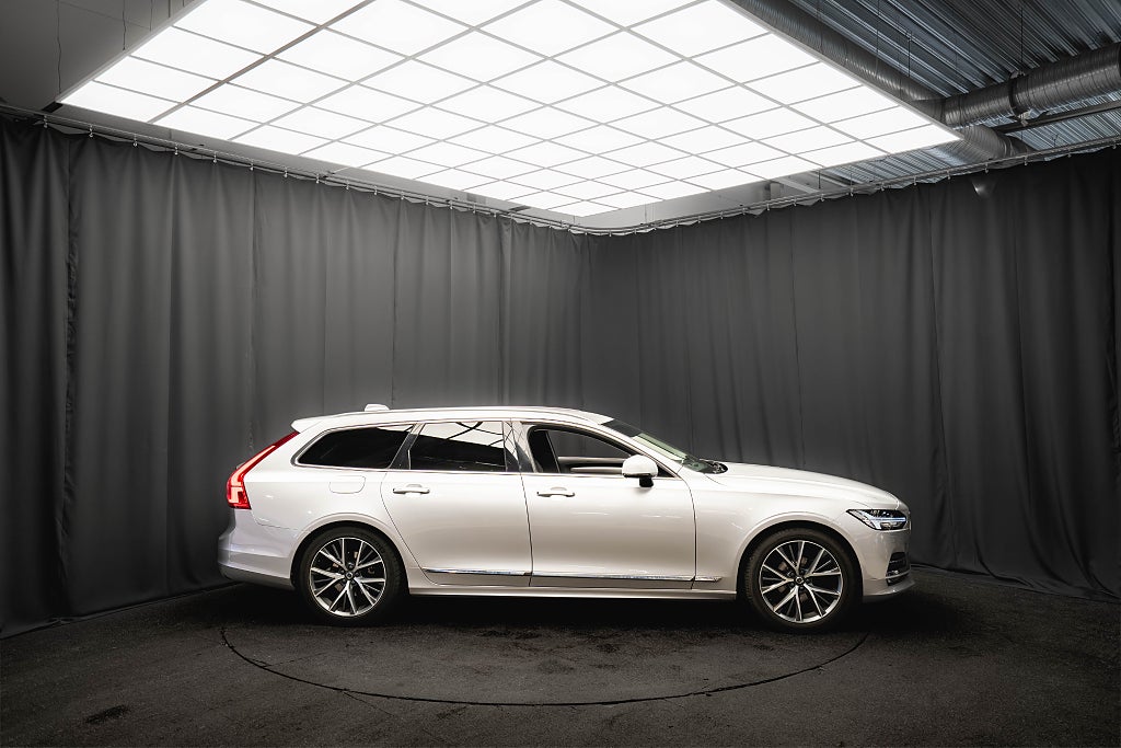 Volvo V90 D4 Inscription B&W LÄDER DRAG 360° HUD ELSTOL BLIS
