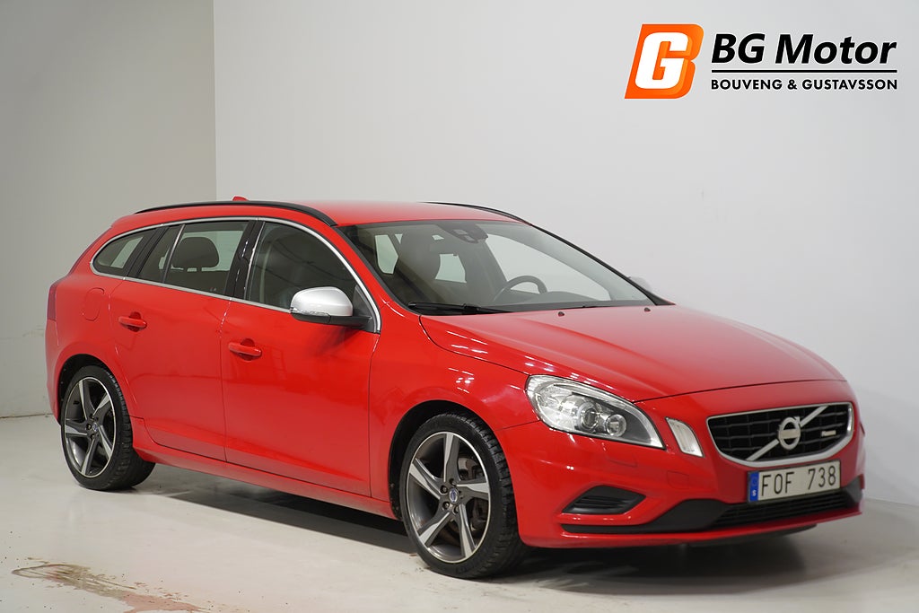 Volvo V60 T6 305HK AWD Geartronic R-Design Drag/PDC/Skinn