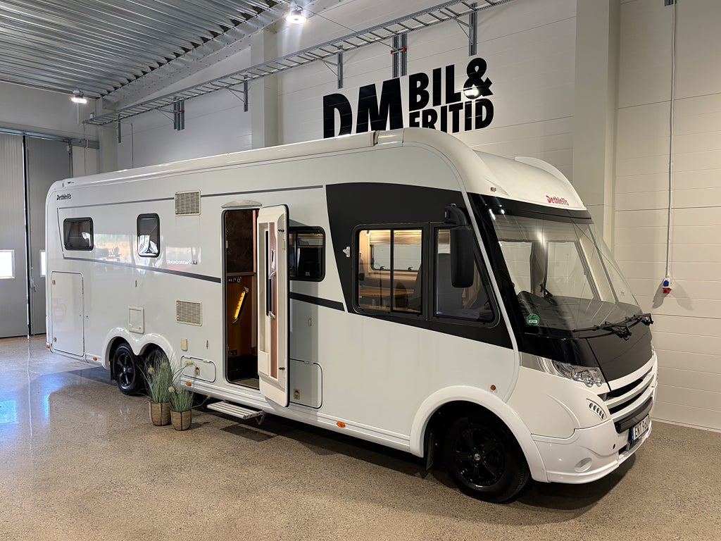 Dethleffs Globetrotter XLi 7850 Långbädd / ALDE / Taksäng / Lithiumx3 / 17