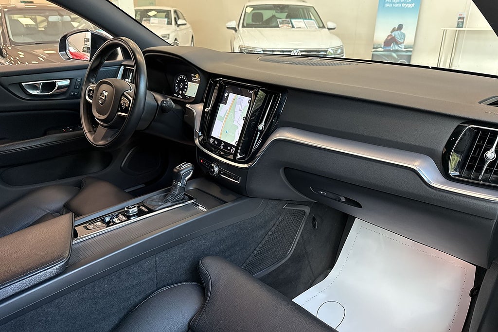Volvo V60 Cross Country D4 AWD Läder/Kamera/Gps/Harman/Drag/El-Stol(SÅ