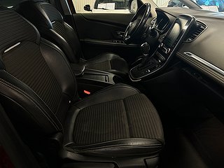 Renault Grand Scénic 1.5 dCi EDC 7-sits S&V-däck/Kamera/Drag